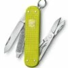 Swiss Army Knife - Victorinox CLASSIC Alox Limited Edition 2023 1 Swiss Army Knife - Victorinox CLASSIC Alox Limited Edition 2023 -Kershaw Sale noze victorinox noz victorinox classic alox limited edition 2023 11971
