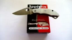 Spyderco ClipiTool Serrated Blade -Kershaw Sale serrated blade 1 1